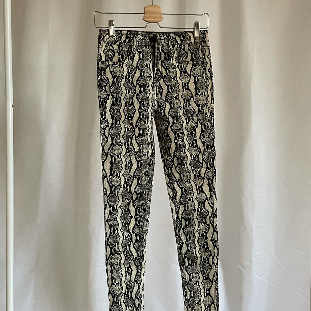 Ivory w/ Black Snake Skin Skinny Jeans